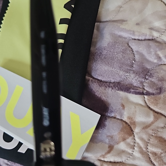 NWT Quay Australia Sunglasses Vibe Check Black Frame Black Polarized Lens - Picture 9 of 11